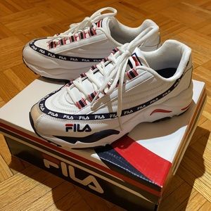 FILA) Fashion Sneakers💗
